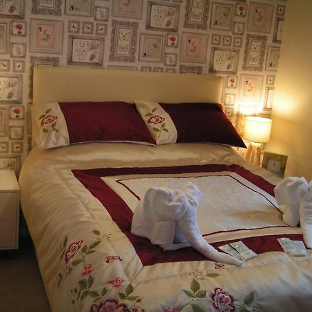 Devon Guest House Blackpool Exterior photo